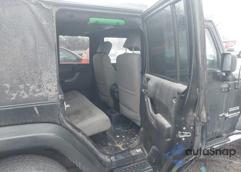 2012 Jeep Wrangler Unlimited Sport z USA, uszkodzony, nr VIN 1C4BJWDG6CL252628